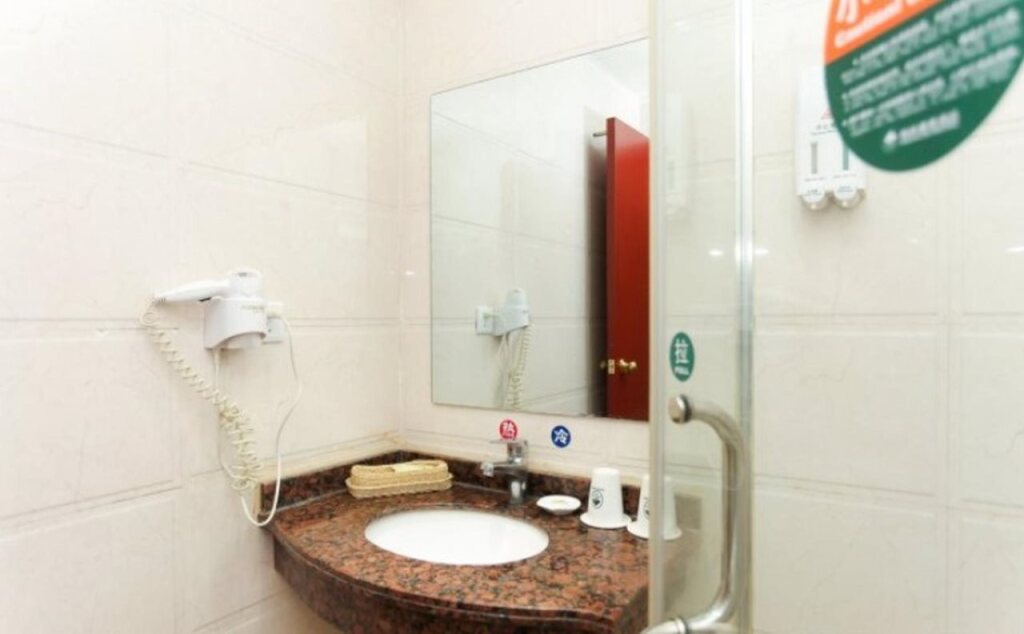 Уси: GreenTree Inn Jiangsu Wuxi Jiangyin Xinqiao Taoxin Road Express Hotel