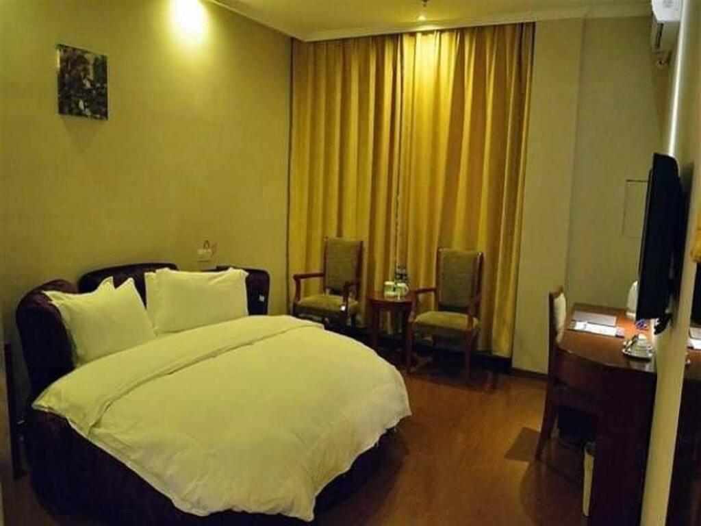 Уси: GreenTree Inn Wuxi Zhongqiao Hotel