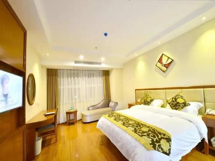 Уси: GreenTree Inn Wuxi Xidong Xincheng High Speed Rail East Station Hotel