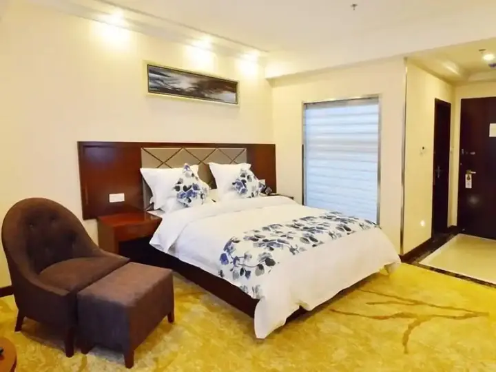 Уси: GreenTree Inn Wuxi Xidong Xincheng High Speed Rail East Station Hotel