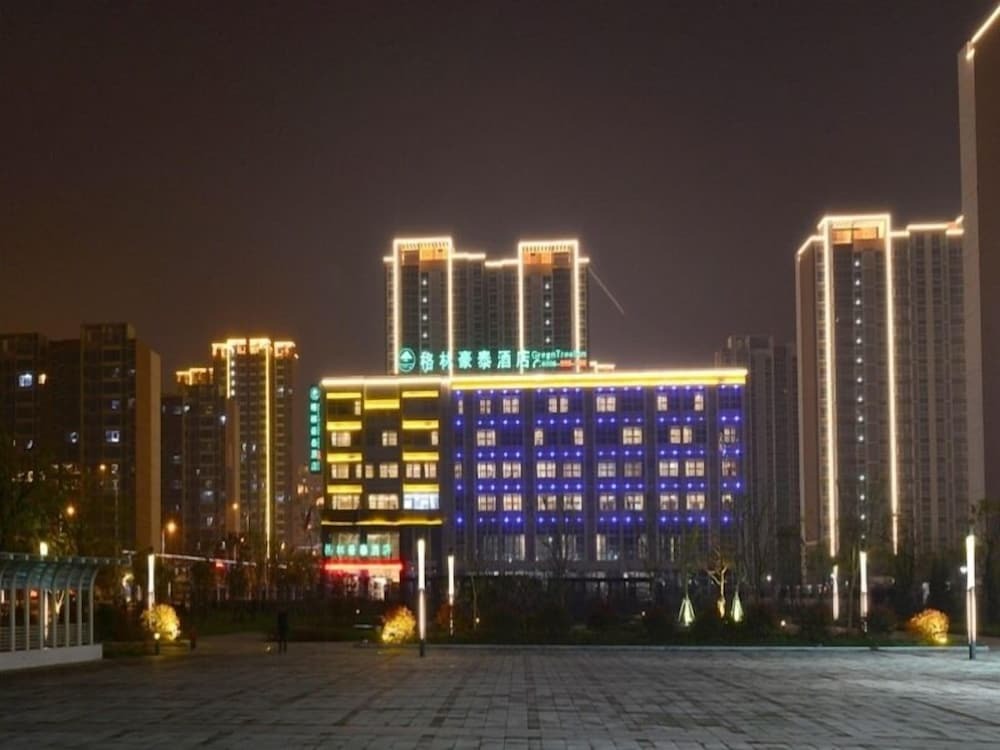 GreenTree Inn Wuxi Xidong Xincheng High Speed Rail East Station Hotel — фото 2