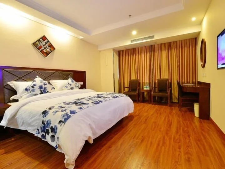 Уси: GreenTree Inn Wuxi Xidong Xincheng High Speed Rail East Station Hotel