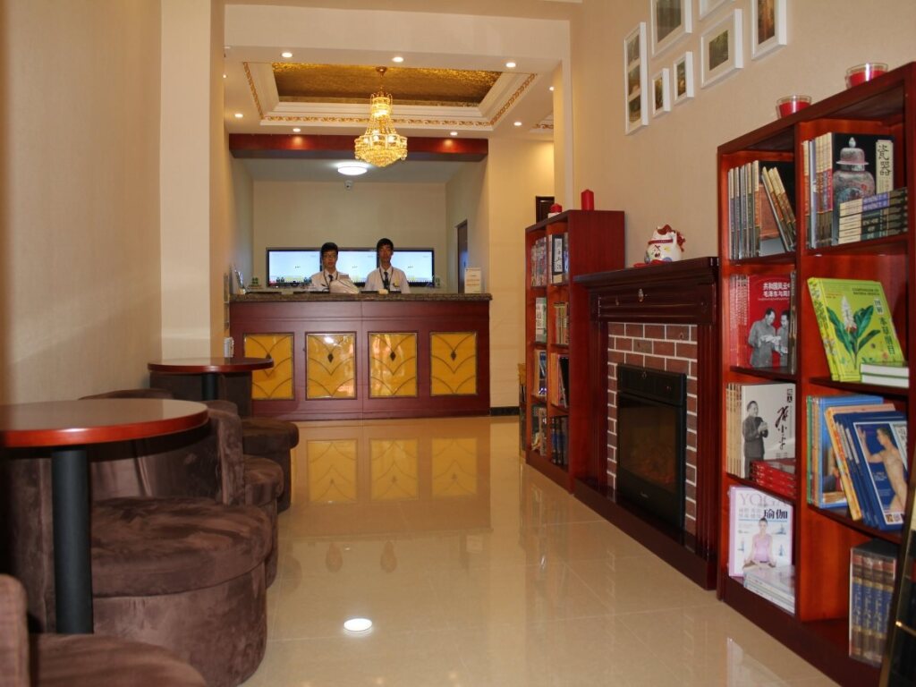 Далянь: Greentree Inn Liaoning Dalian Development Zone Jinma Road Pedestrian Street Express Hotel
