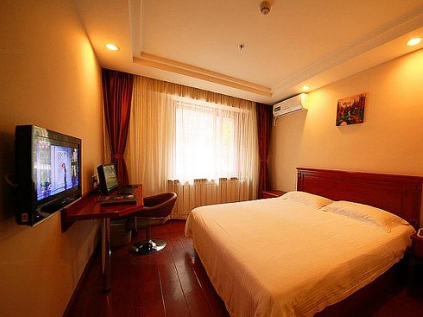Далянь: GreenTree Inn Liaoning Dalian Railway Station Expr