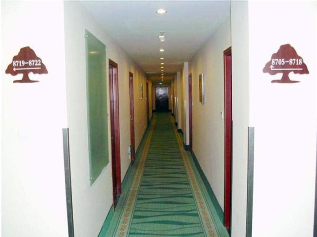 Уси: GreenTree Inn Jiangsu Wuxi Lingshan Scenic spot Express Hotel
