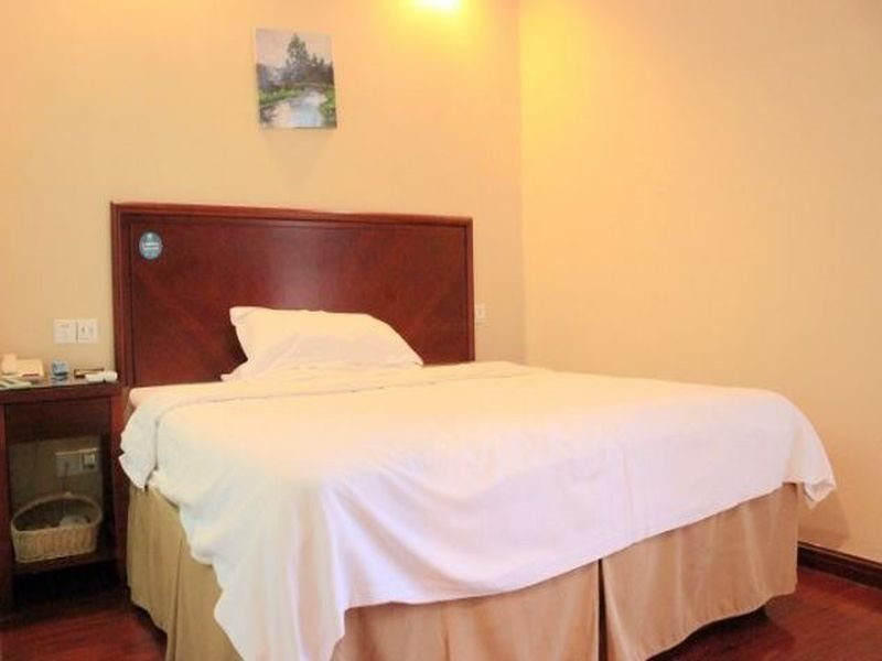 Чжэньцзян: GreenTree Inn Jiangsu Zhenjiang Yidu Building Materials City Express Hotel