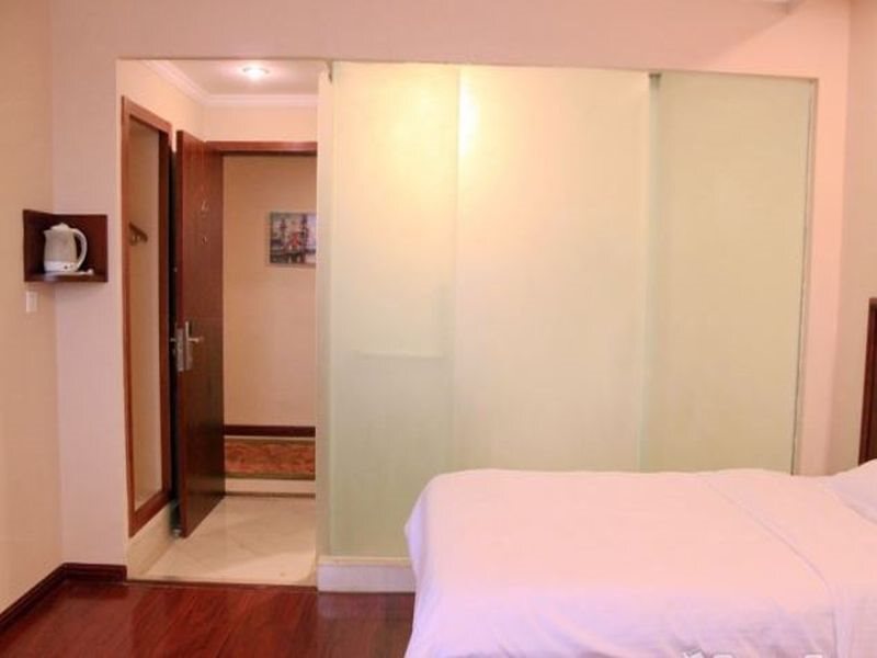 Чжэньцзян: GreenTree Inn Jiangsu Zhenjiang Yidu Building Materials City Express Hotel
