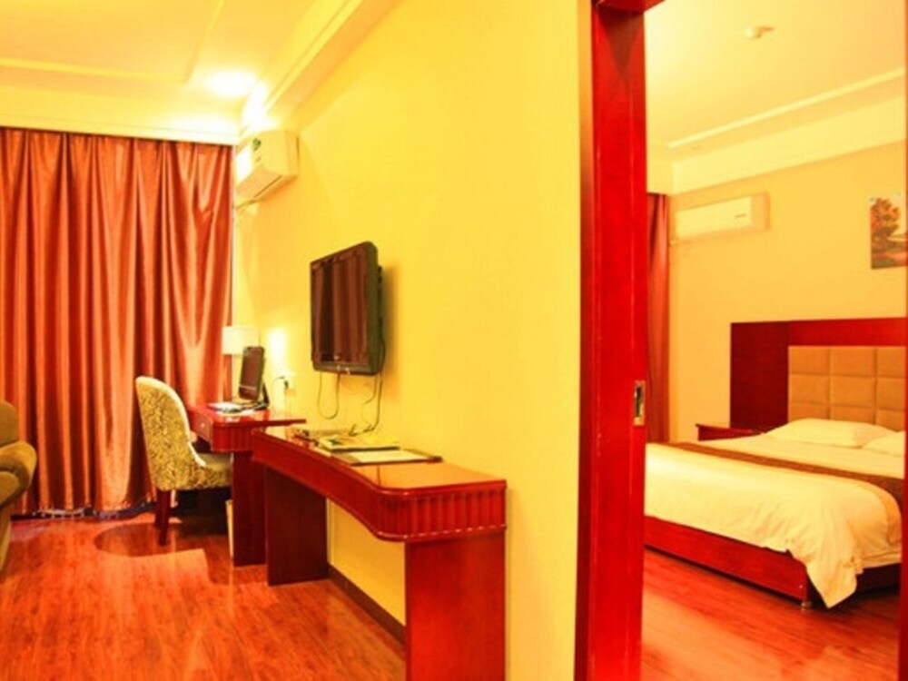 Чжэньцзян: GreenTree Inn JiangSu Zhenjiang Danyang East Gate Danjin Road Zhenxing