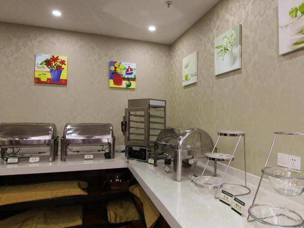 Чжэньцзян: GreenTree Inn JiangSu Zhenjiang Danyang East Gate Danjin Road Zhenxing