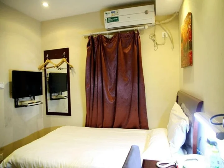 Чжэньцзян: GreenTree Inn  Zhenjiang Dashikou Express Hotel