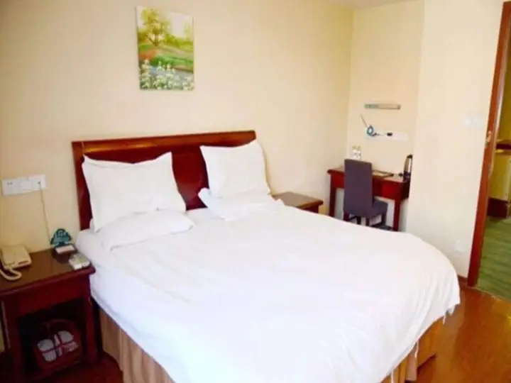 GreenTree Inn ZhenJiang Dingmao Industrial Park Wode Square Express Hotel — фото 3
