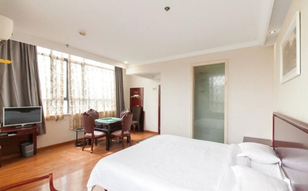 Уси: GreenTree Inn Jiangsu Wuxi Yangjian Xihu Road Express Hotel