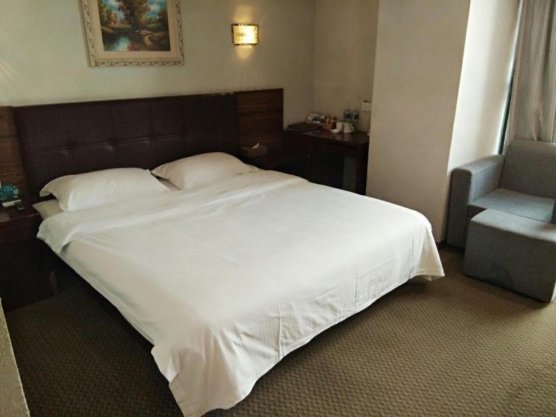 Чанчжоу: Greentree Inn Changzhou Liyang Pingling Square Business Hotel