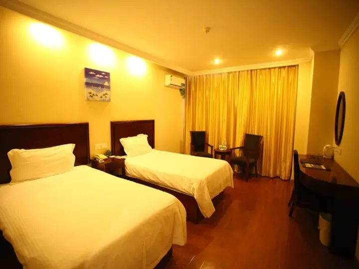 Суцянь: GreenTree Inn SuQian XiHu Road BaoLong Plaza JinYing Hotel