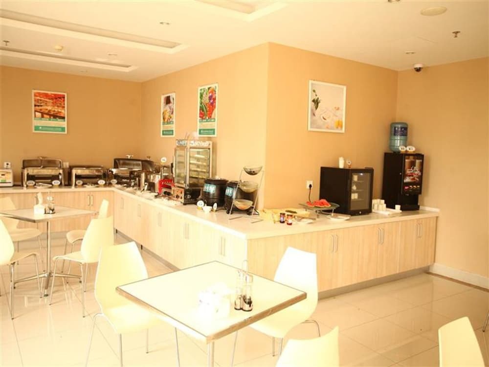 Суцянь: GreenTree Inn SuQian XiHu Road BaoLong Plaza JinYing Hotel