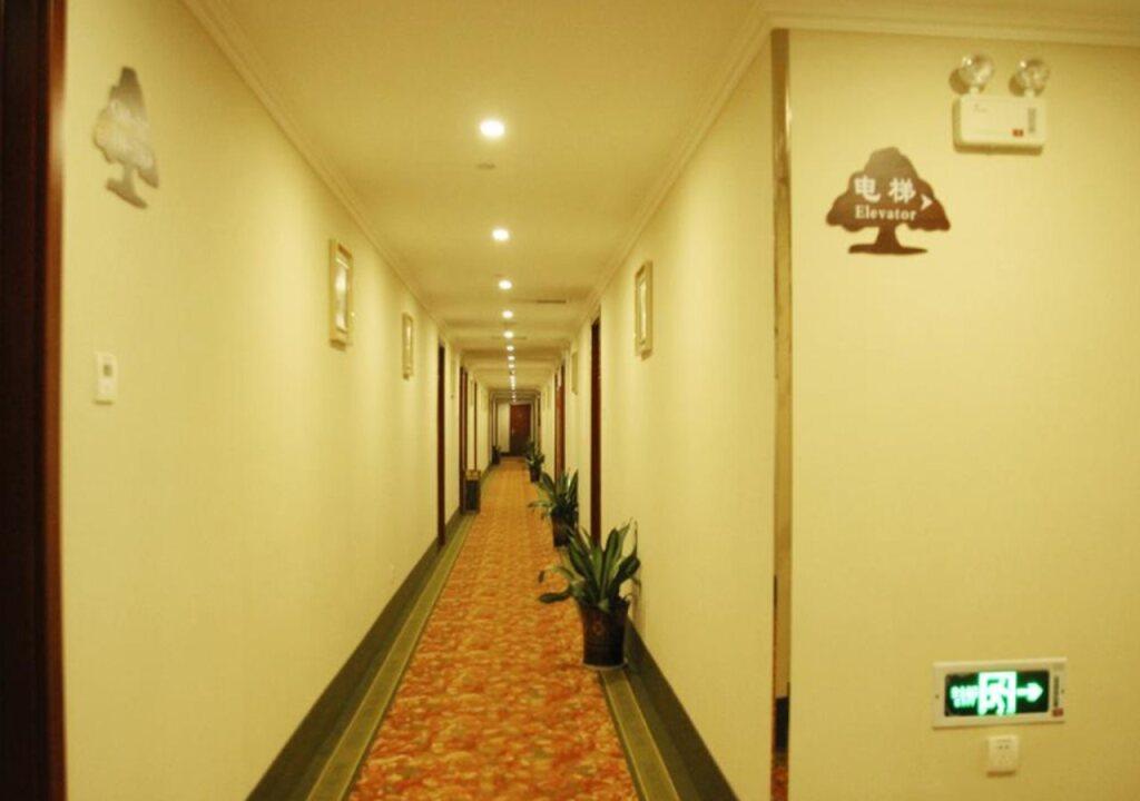 Суцянь: GreenTree Inn Suqian Xiangwang Guli South Xingfu R