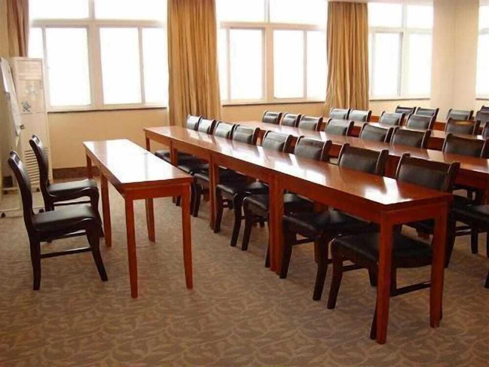 Тайчжоу: GreenTree Inn Taizhou East Meilan Road University Town Hotel