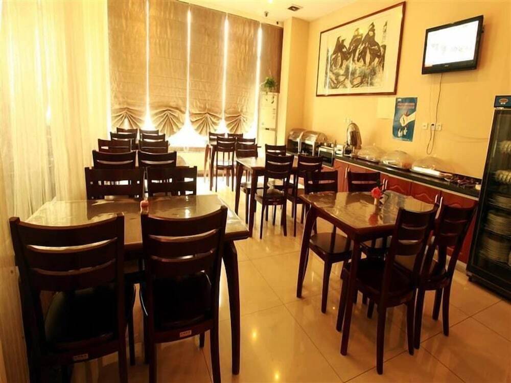 Цзинань: GreenTree Inn JiNan Bus Terminal Station Express Hotel