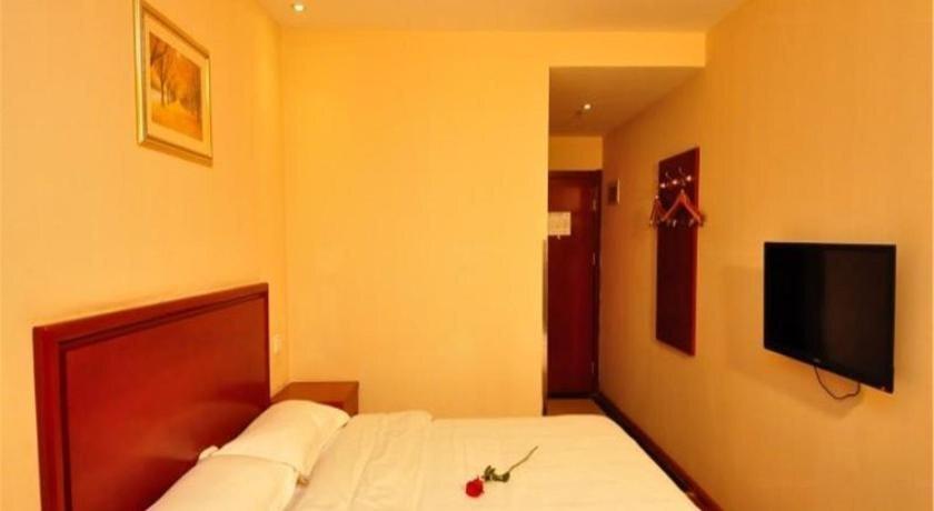 Цзинань: GreenTree Inn Shandong Jinan West Market Weiba Road Business Hotel
