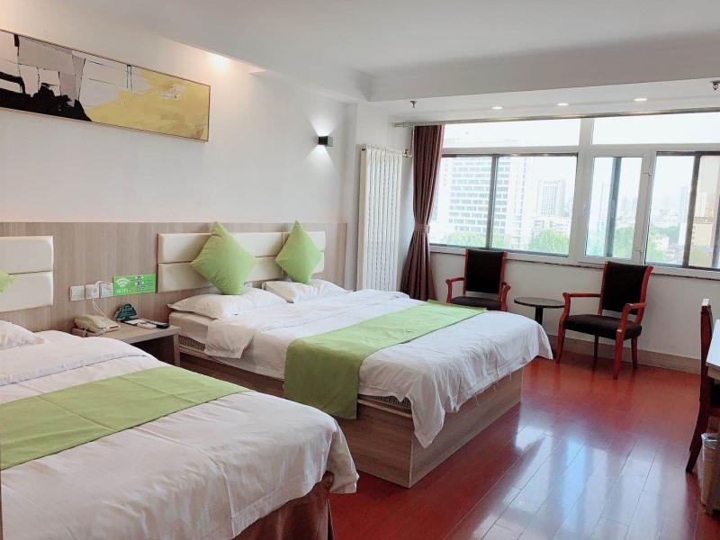 Цзинань: GreenTree Inn Jinan Railway Station Provincial Hospital Jinger Road Express Hotel