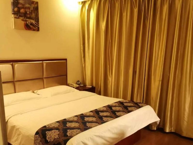 Суцянь: GreenTree Inn Jiangsu Suqian Shuyang County Government Business Hotel