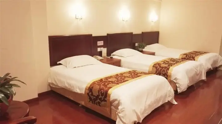 Циндао: GreenTree Inn Qingdao Development District SDUST Express Hotel