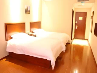 Циндао: GreenTree Inn Qingdao Development District SDUST Express Hotel