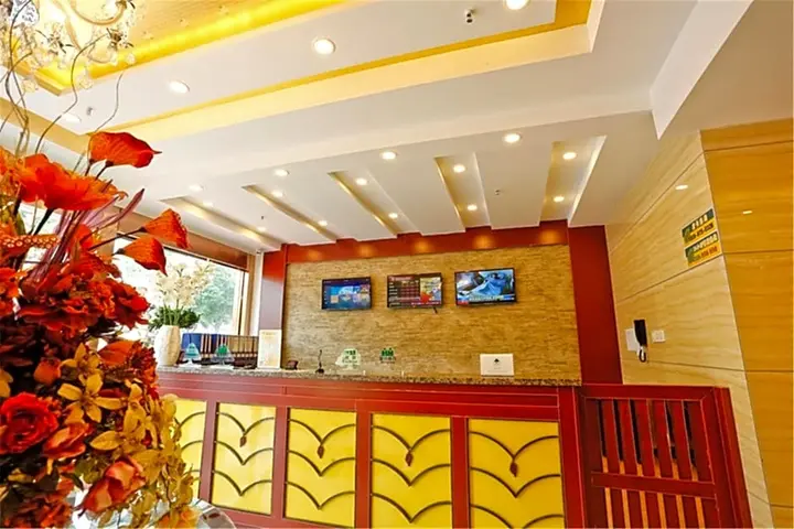 Яньчэн: GreenTree Inn Jiangsu Yancheng Dongtai Jianggang Yingbin Road Gangcheng Avenue Business Hotel