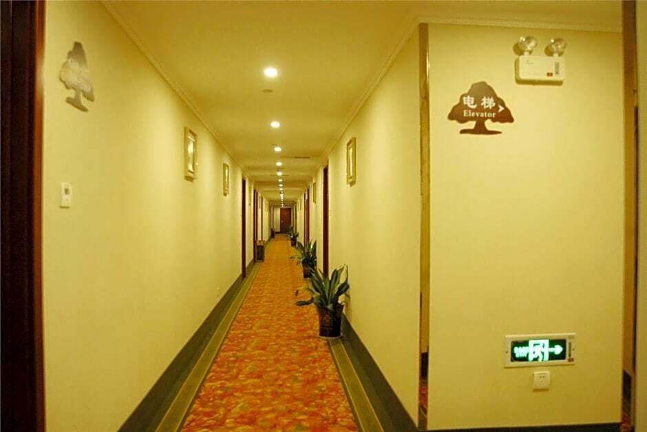 Яньчэн: GreenTree Inn Jiangsu Yancheng Dongtai Jianggang Yingbin Road Gangcheng Avenue Business Hotel