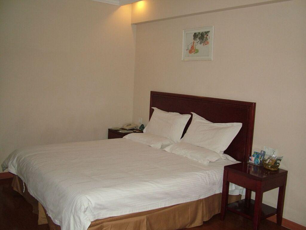 Хуайань: GreenTree Inn Huaian West Huaihai Road Hotel