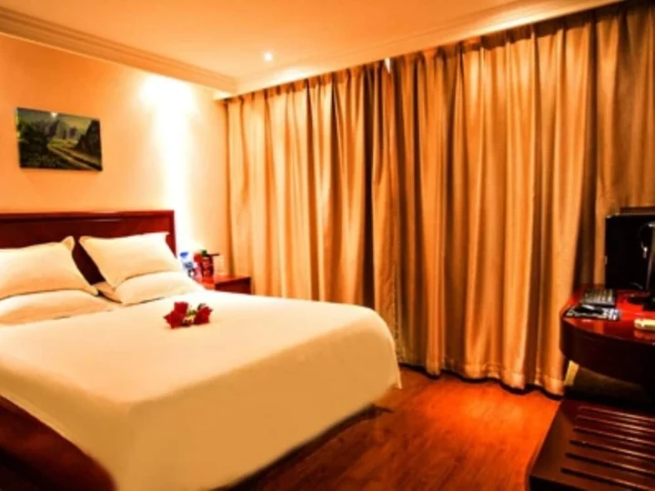Ляньюньган: GreenTree Inn Jiangsu Lianyungang Guanyun Wenzhou Shangmaocheng Express Hotel