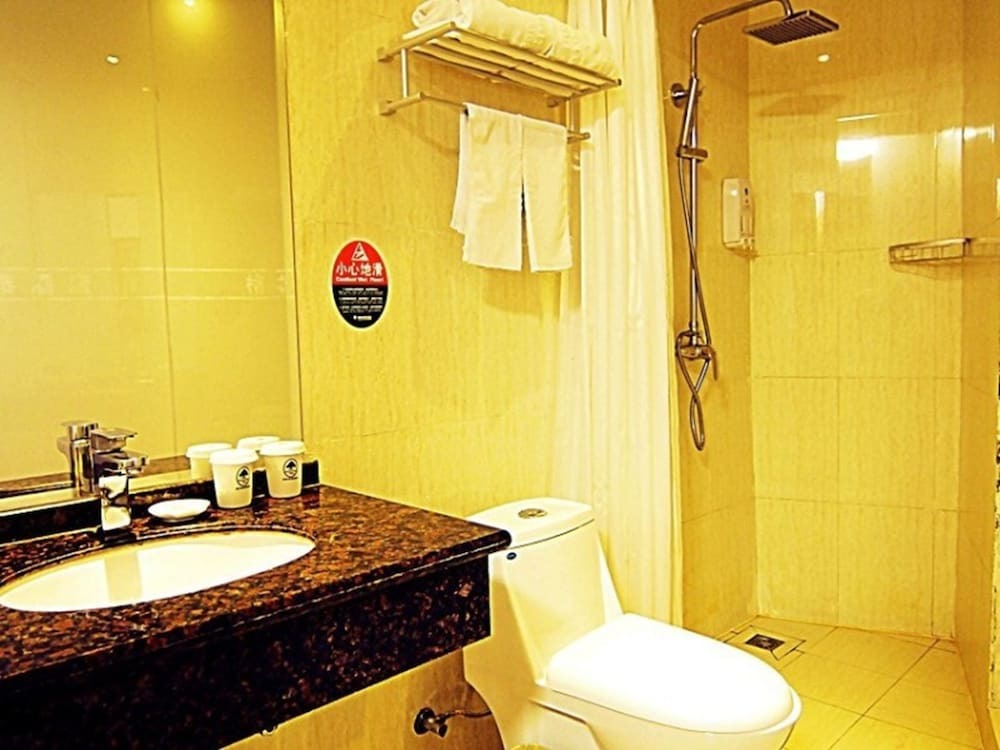 Ляньюньган: GreenTree Inn Jiangsu Lianyungang Ganyu Middle Yuhua Road Business Hotel