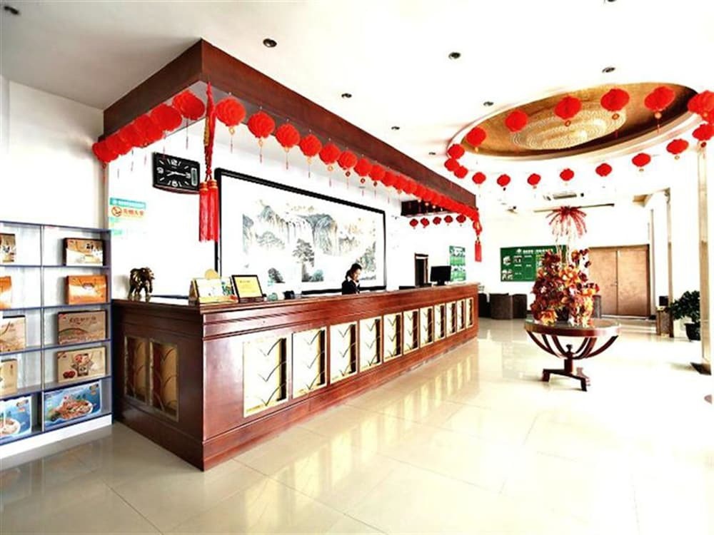 Ляньюньган: GreenTree Inn Jiangsu Lianyungang Ganyu Middle Yuhua Road Business Hotel