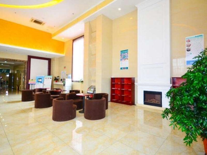 Ляньюньган: GreenTree Inn Liangyungang Donghai New Bus Station Express Hotel