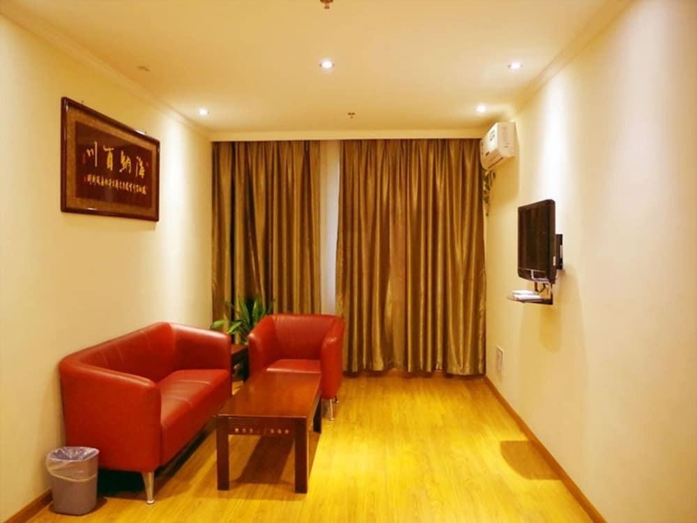 Хуайань: GreenTree Inn Huaian University Town Hotel