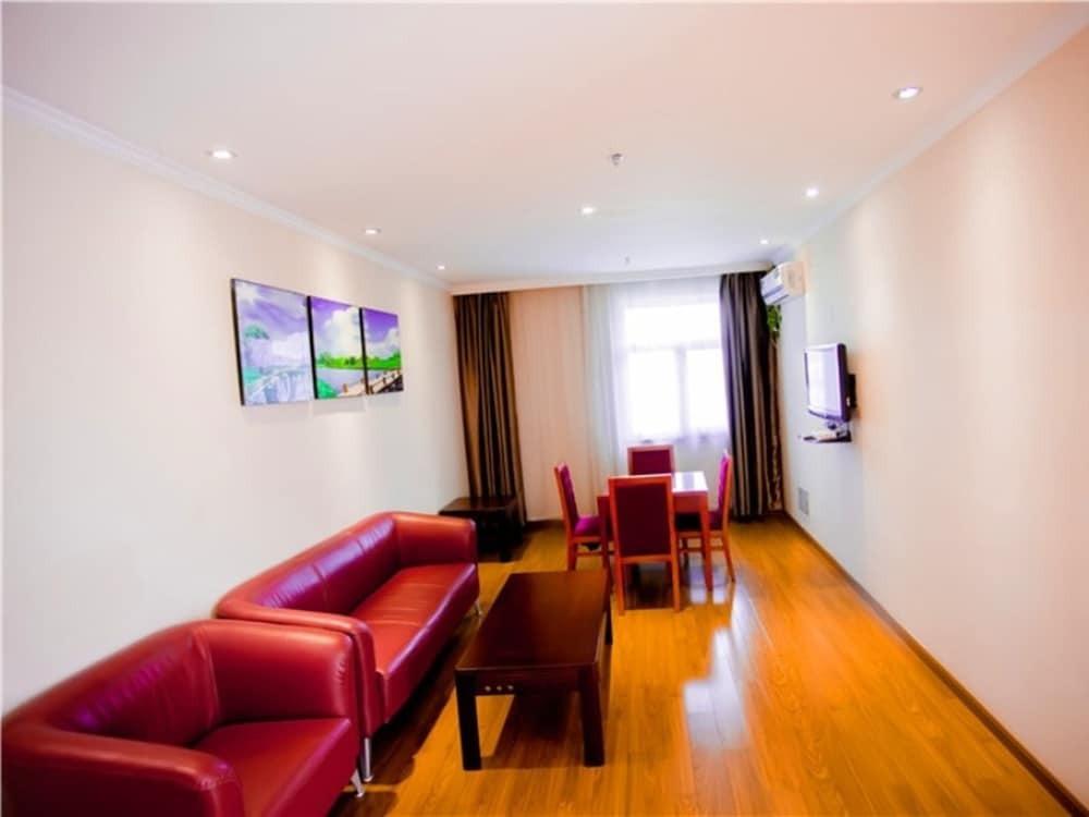 Хуайань: GreenTree Inn Huaian University Town Hotel