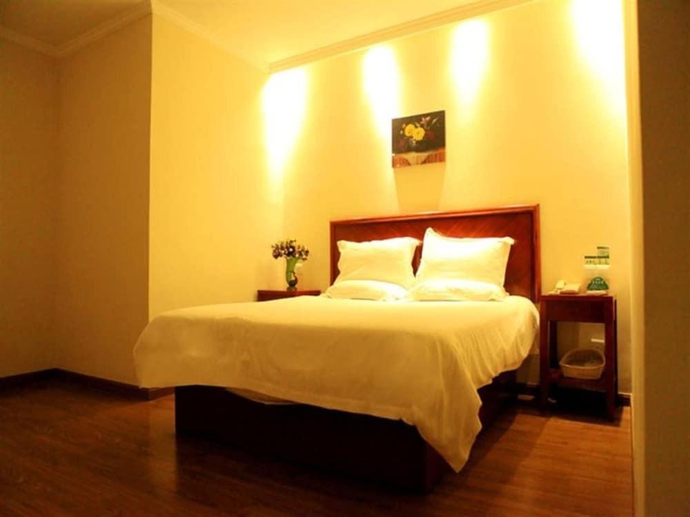 Хуайань: GreenTree Inn Huaian University Town Hotel