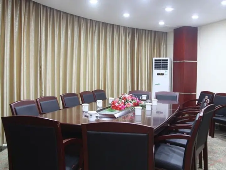 Хуайань: GreenTree Inn Huaian Chuzhou Avenue Zhou Enlai Memorial Hall Hotel
