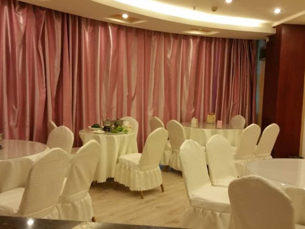 Хуайань: GreenTree Inn Huaian Chuzhou Avenue Zhou Enlai Memorial Hall Hotel