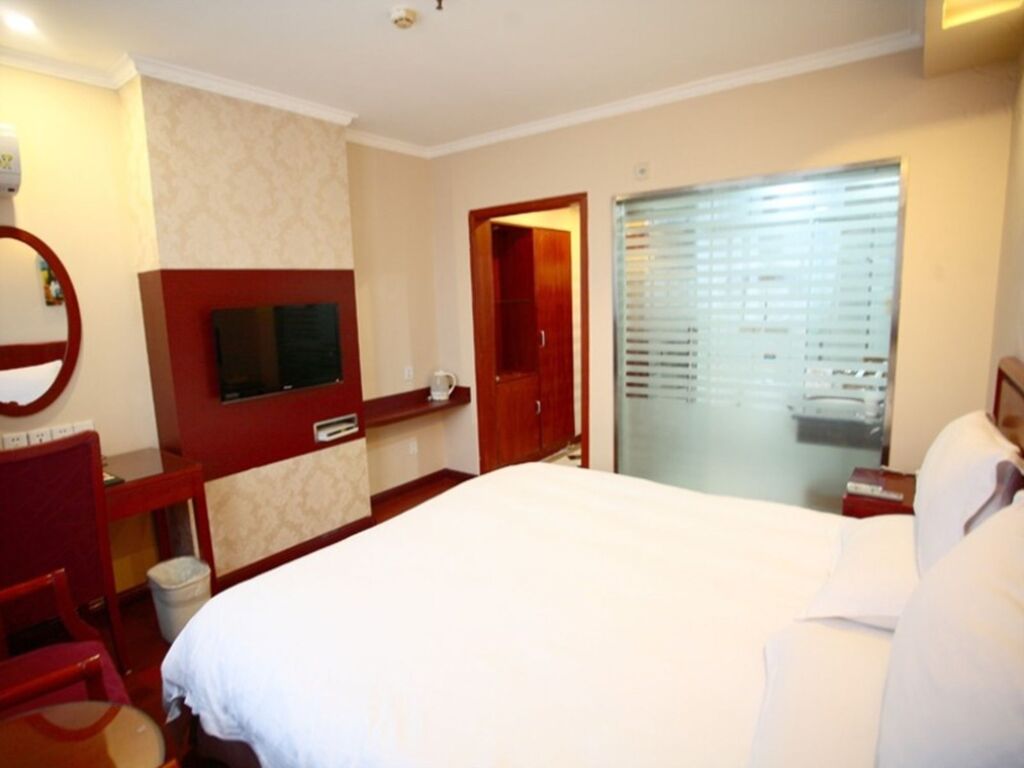 Хуайань: GreenTree Inn Huaian Chuzhou Avenue Zhou Enlai Memorial Hall Hotel