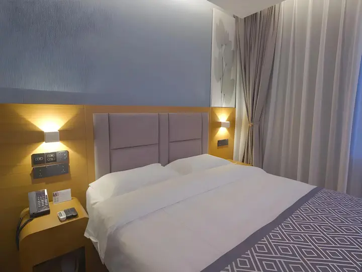 Пуян: GreenTree Inn Puyang Ruifengyuan Business Hotel