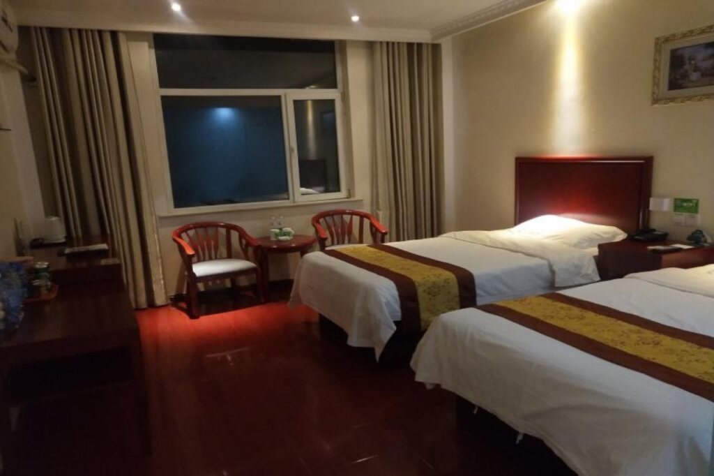 Хецзе: GreenTree Inn Heze Development Zone Guangzhou Road Yuehua Express Hotel
