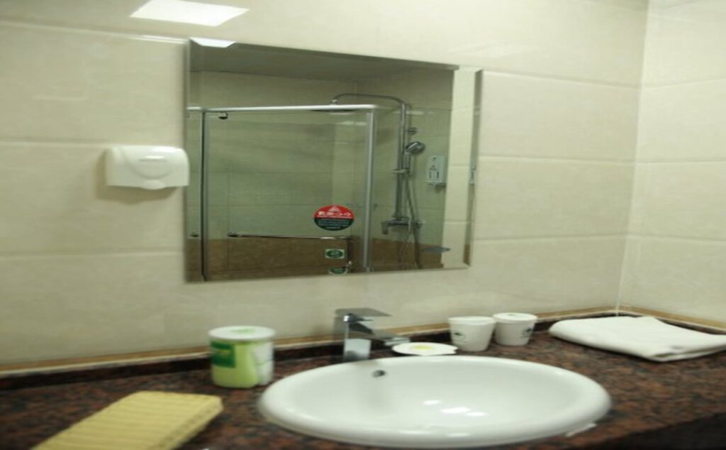 Пуян: GreenTree Inn Puyang Jingkai Avenue Wuyi Road Business Hotel
