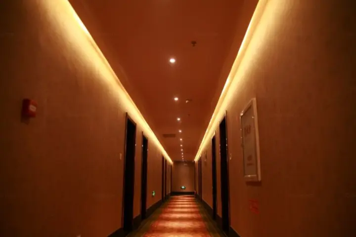 Пуян: GreenTree Inn Puyang Jingkai Avenue Wuyi Road Business Hotel