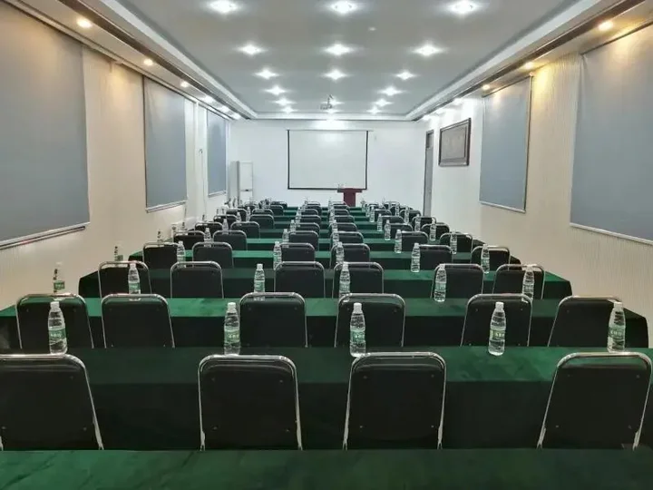 Цзинин: GreenTree Inn Shandong Jining Zoucheng East Kuangjian Road Business Hotel
