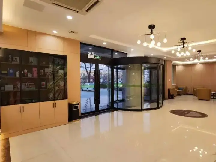 Цзинин: GreenTree Inn Shandong Jining Zoucheng East Kuangjian Road Business Hotel