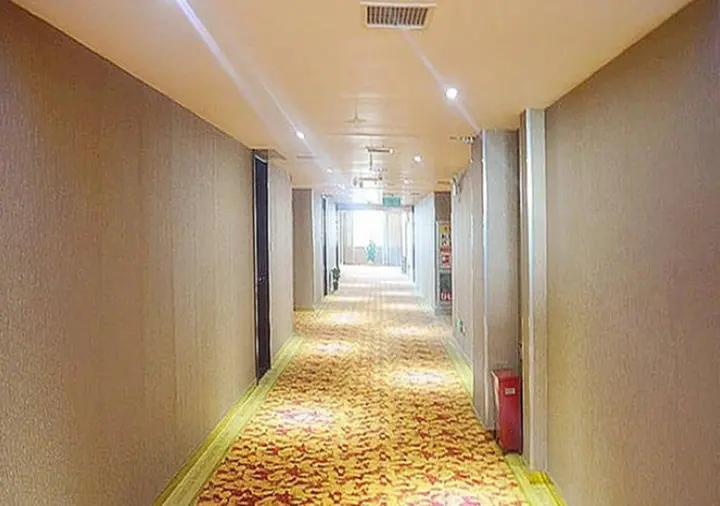 Ухань: Greentree Inn Hubei Wuhan High Speed Rail Station Express Hotel