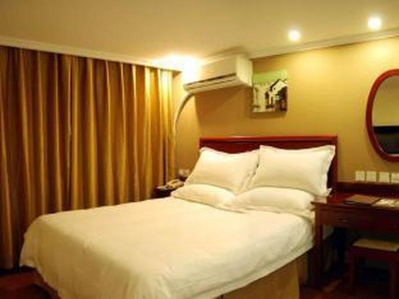 Таншань: Greentree Inn Tangshan Lubei District Yuhuadao Hot