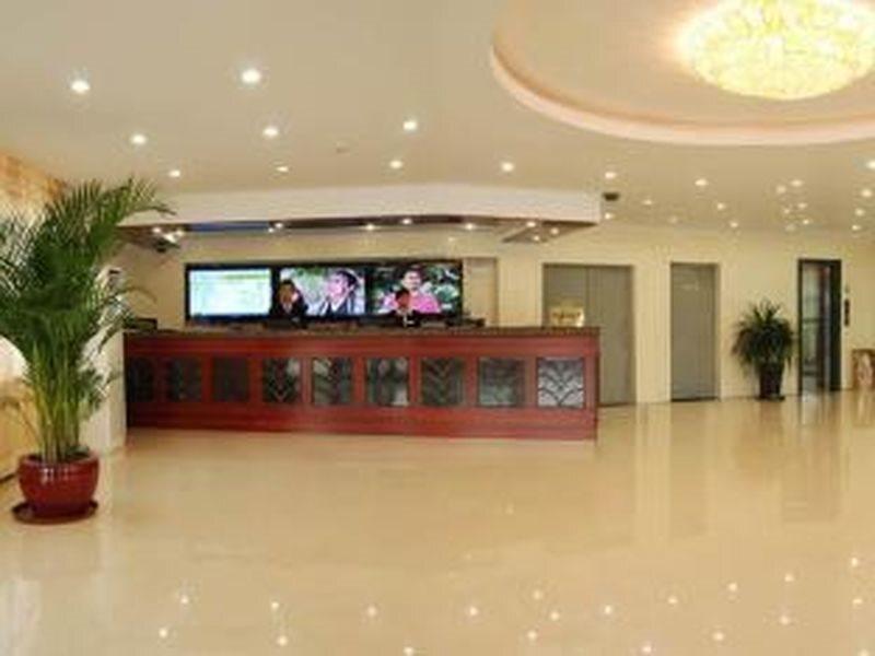 Таншань: Greentree Inn Tangshan Lubei District Yuhuadao Hot