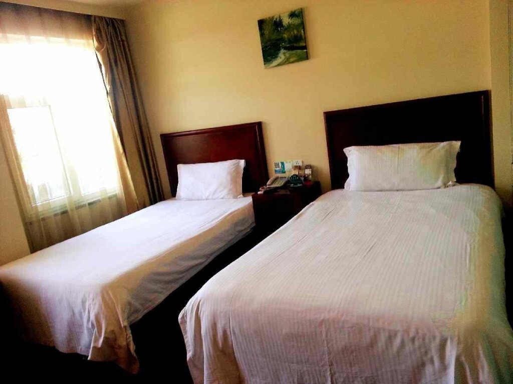 Чжанцзякоу: GreenTree Inn Zhangjiakou Bus Station Express Hotel